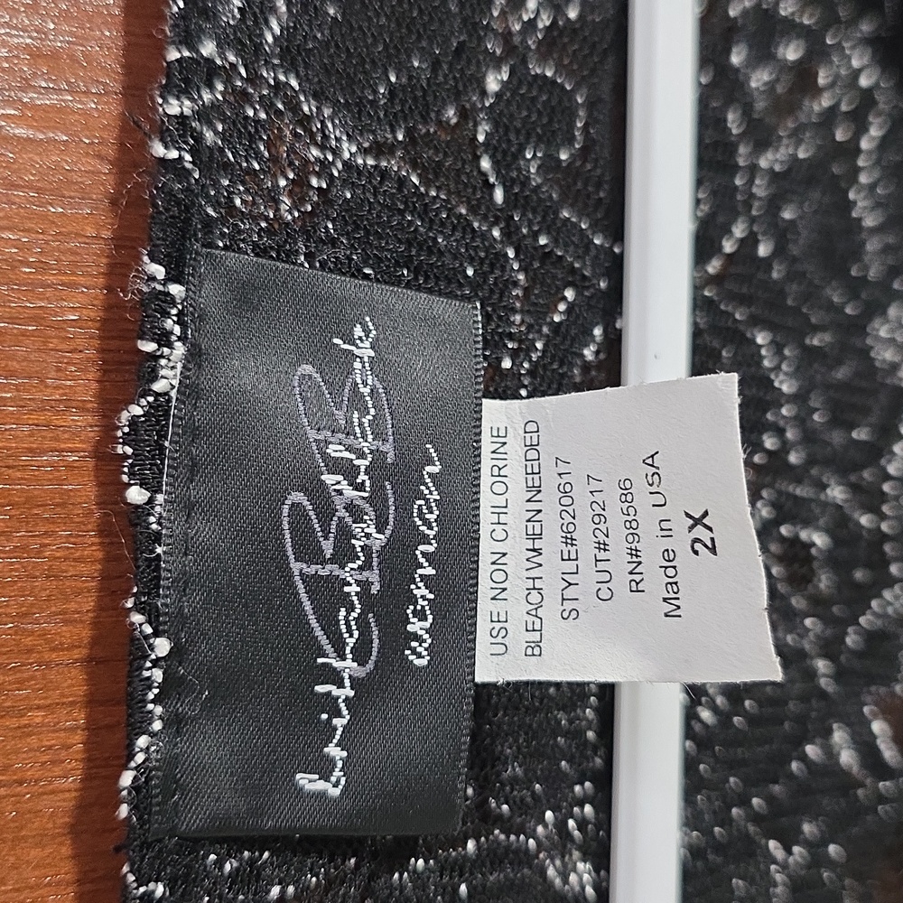 Brittany Black BLING Black Stretch Lace Sleeveless Top NWOT - Picture 3 of 6